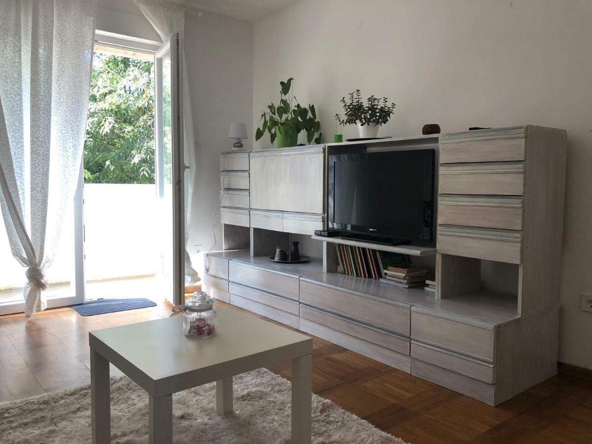 Apartment Safran Novigrad  ภายนอก รูปภาพ